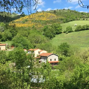 Les Trois Noyers , Tailhac France